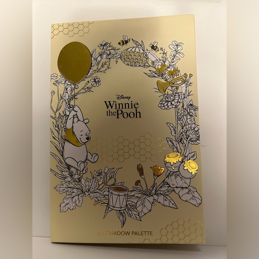 Winnie the Pooh eyeshadow palette